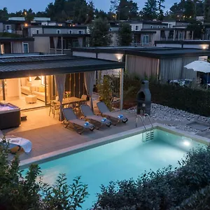 Vakantiepark Premium Homes Santa Marina, Lanterna, Tar-Vabriga